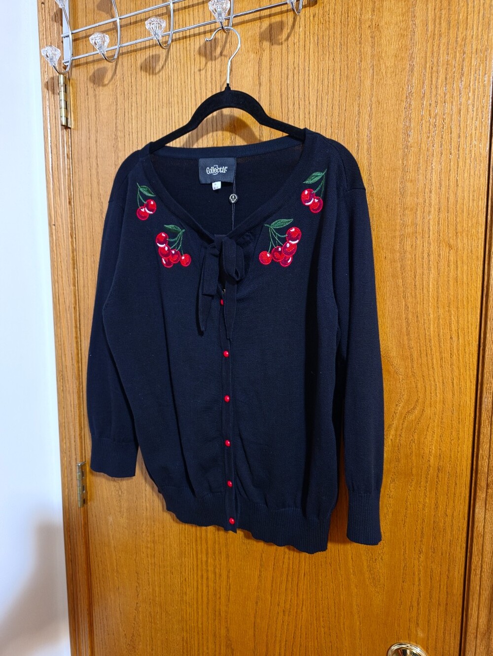 Collectif Retro Cherry Cardigan